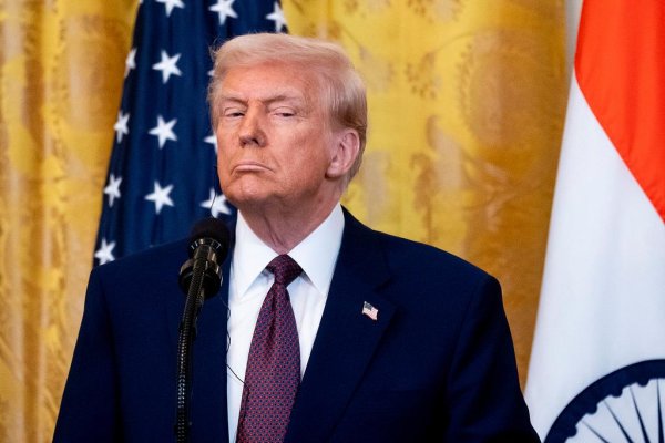 展鹏配资 反转！美国人涌入中国扫货，关税战把美国消费者逼成“反向代购”