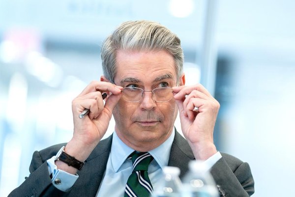 赢金配资 美关税突变！耶伦发声，暂停背后投资布局引猜测