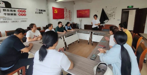 鼎豪配资 【文化社区】威海市文登区环山街道桃园社区开展《反有组织犯罪法》普法宣讲活动